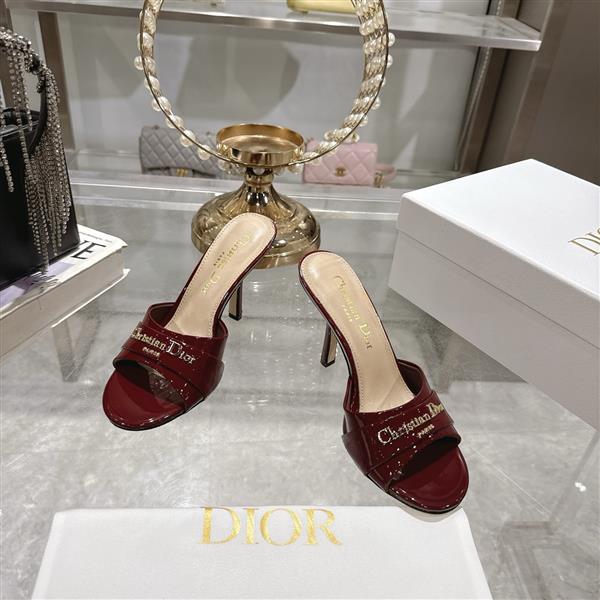 20251128184321126 250